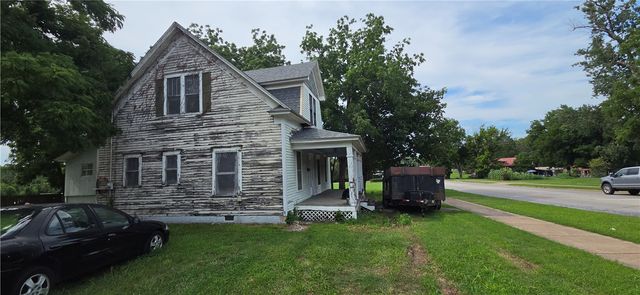 902 N Mount Olive Street, Siloam Springs, AR 72761