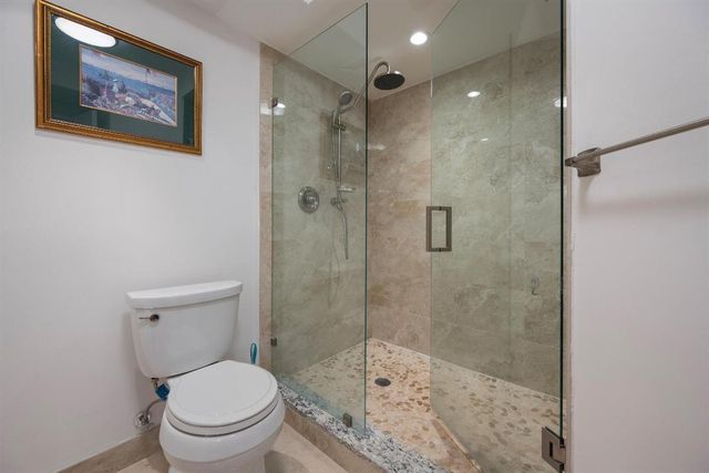 3250 S Ocean Boulevard 401s, Palm Beach, FL 33480