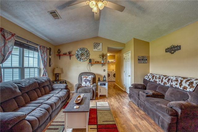 2458 Geneva Drive, Harrison, AR 72601