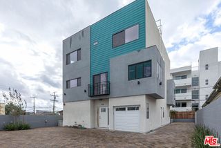 4806 Elmwood Avenue, Los Angeles, CA 90004