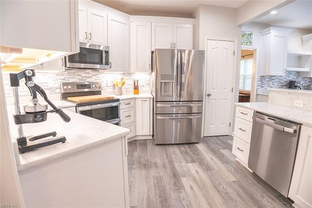 1660 Chestwood DR, Virginia Beach, VA 23453