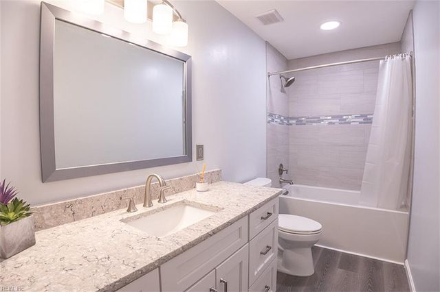 1660 Chestwood DR, Virginia Beach, VA 23453