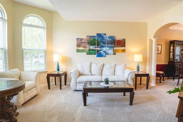 1660 Chestwood DR, Virginia Beach, VA 23453
