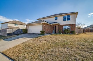 424 Heritage Drive, Crowley, TX 76036