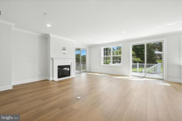 112 VILLABROOK WAY, Baltimore, MD 21212