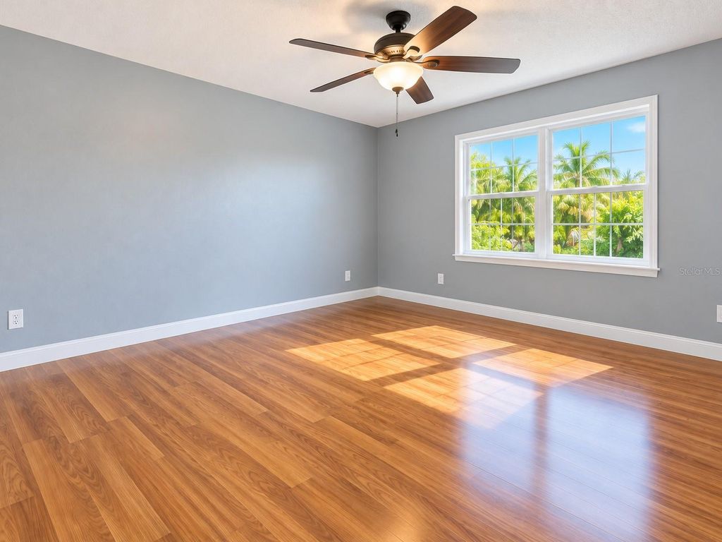 Image 15 of property listing at 5124 SPRINGWOOD DRIVE, Tampa, FL 33624