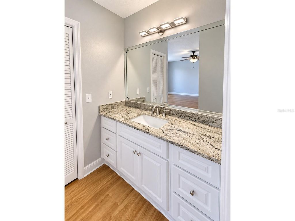 Image 10 of property listing at 5124 SPRINGWOOD DRIVE, Tampa, FL 33624