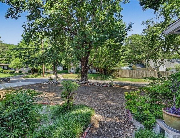 305 Vineyard Street, Hot Springs National Park, AR 71913