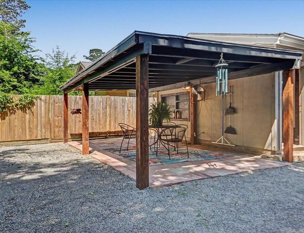 305 Vineyard Street, Hot Springs National Park, AR 71913