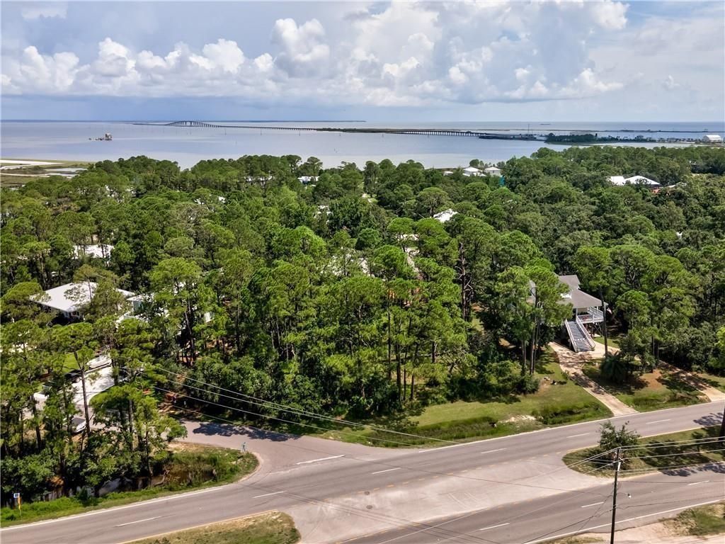 200 Omega Street, Dauphin Island, AL 36528 — exterior