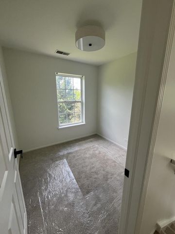 188 Brompton Drive B, Sugar Grove, IL 60554