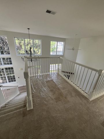 188 Brompton Drive B, Sugar Grove, IL 60554