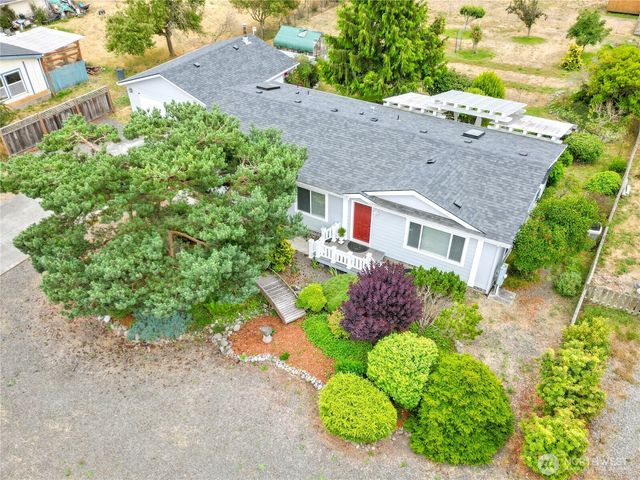 41 Marian Way, Sequim, WA 98382