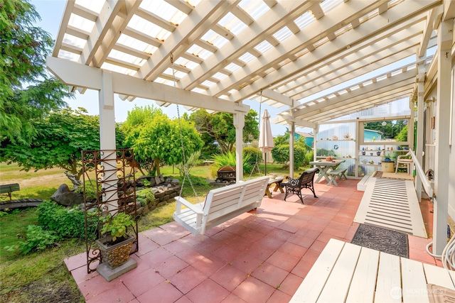 41 Marian Way, Sequim, WA 98382