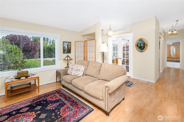 41 Marian Way, Sequim, WA 98382