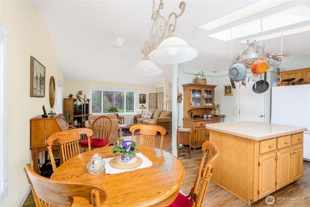 41 Marian Way, Sequim, WA 98382