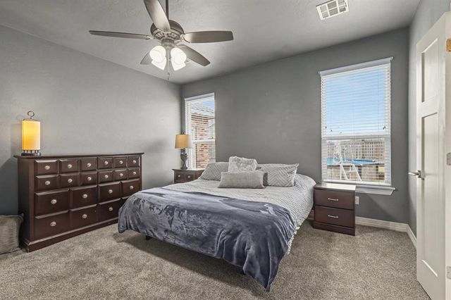 1334 Ladera Circle, Moore, OK 73160