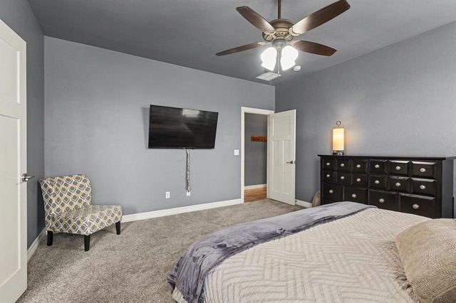 1334 Ladera Circle, Moore, OK 73160
