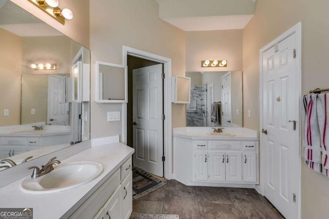 215 Watershed Way, Fayetteville, GA 30215