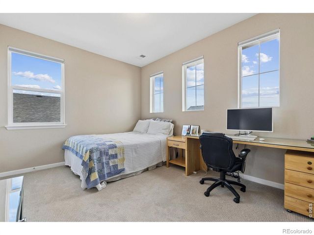 1910 High Plains Drive, Longmont, CO 80503