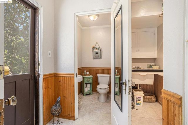 1545 1545 W Walnut Street, Stockton, CA 95203