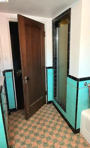 1545 1545 W Walnut Street, Stockton, CA 95203