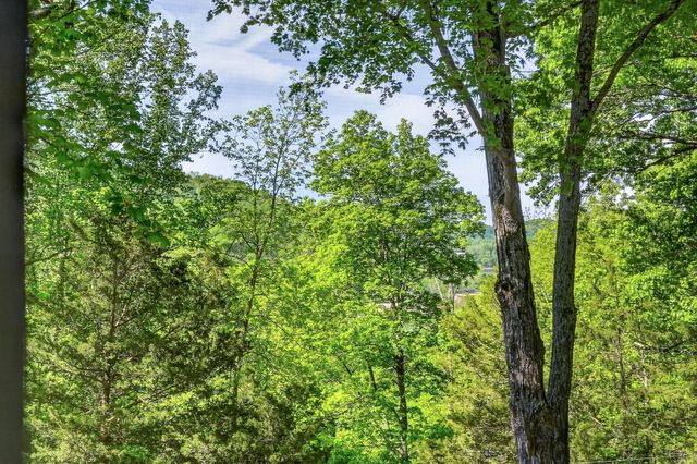 1097 Floating Mill Village Road, Silver Point, TN 38582