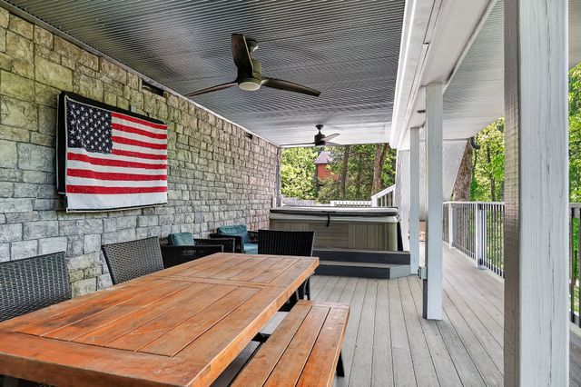 1097 Floating Mill Village Road, Silver Point, TN 38582