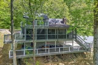 1097 Floating Mill Village Road, Silver Point, TN 38582