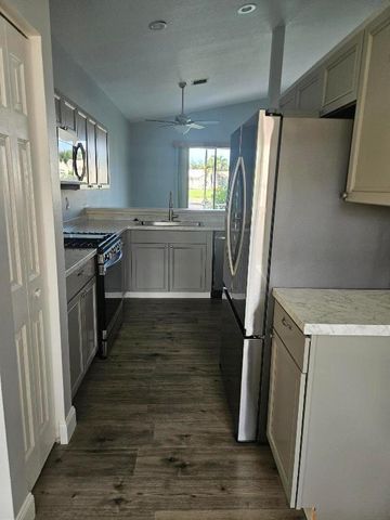 340 NW Breezy Point Loop, Port St. Lucie, Port St Lucie, FL 34986