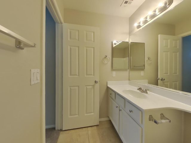 16559 W Post Drive, Surprise, AZ 85388