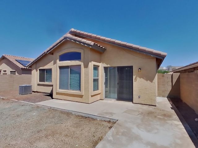 16559 W Post Drive, Surprise, AZ 85388