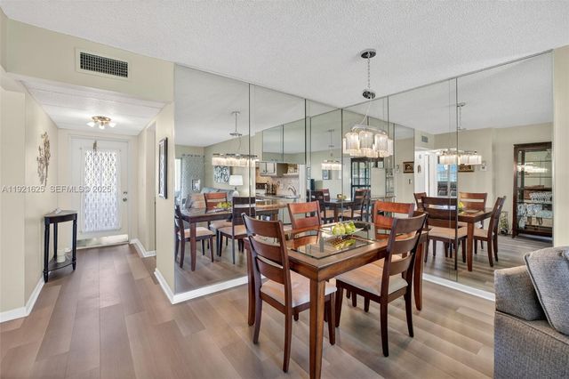 7817 Golf Circle Drive 301, Margate, FL 33063