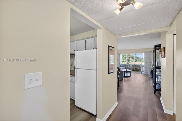 7817 Golf Circle Drive 301, Margate, FL 33063