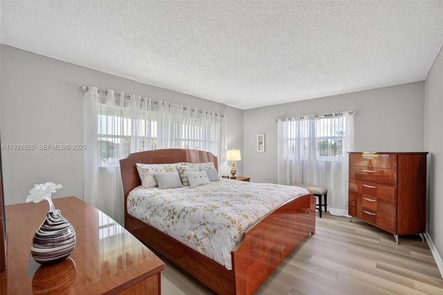 7817 Golf Circle Drive 301, Margate, FL 33063