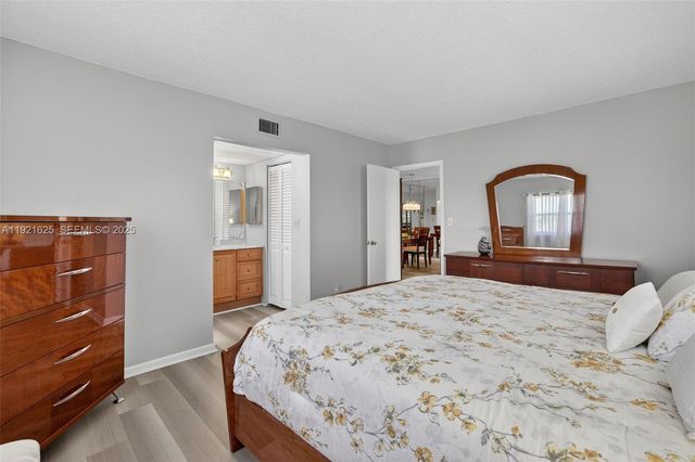 7817 Golf Circle Drive 301, Margate, FL 33063