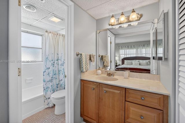 7817 Golf Circle Drive 301, Margate, FL 33063