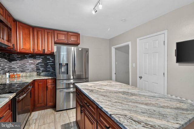 900 ANDREWS AVE, Darby, PA 19023
