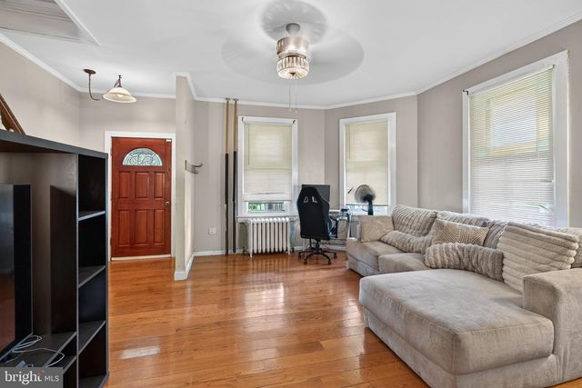 900 ANDREWS AVE, Darby, PA 19023