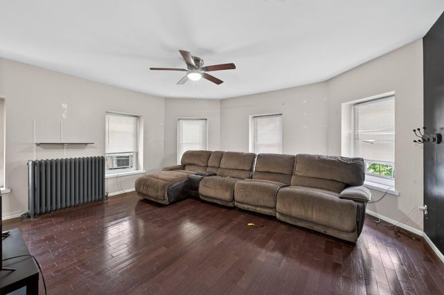 900 ANDREWS AVE, Darby, PA 19023