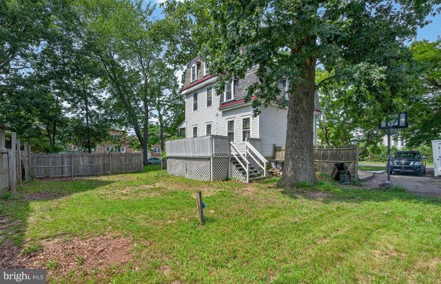900 ANDREWS AVE, Darby, PA 19023