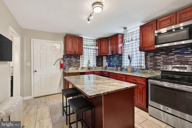 900 ANDREWS AVE, Darby, PA 19023