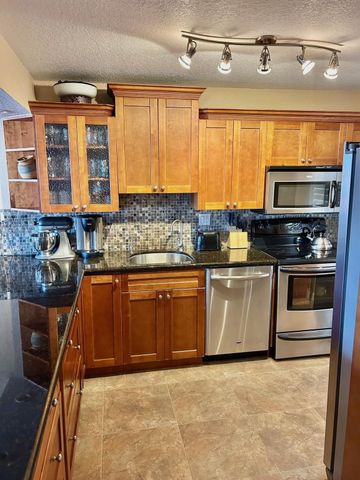 3180 NE 48th Court 215, Lighthouse Point, FL 33064