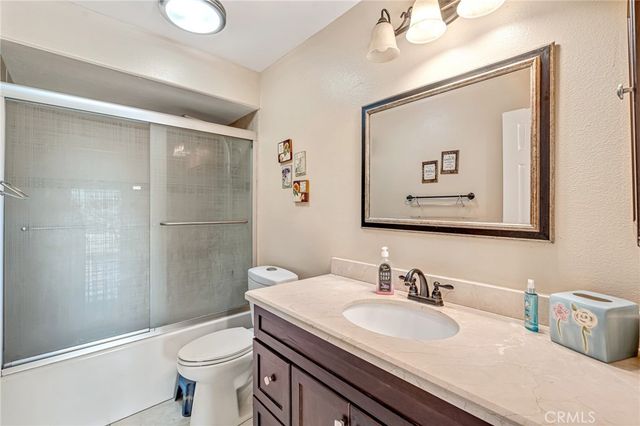 3016 Shane Dr., Colton, CA 92324