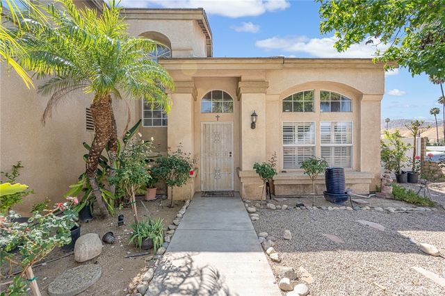 3016 Shane Dr., Colton, CA 92324