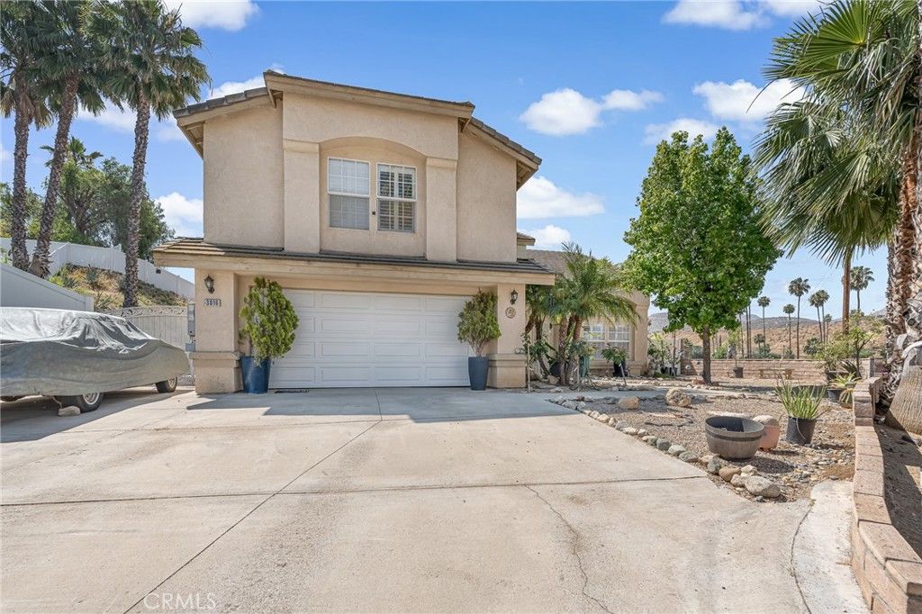 3016 Shane Dr., Colton, CA 92324