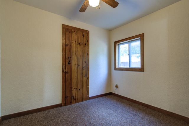 2915 Rockabye Lane, Redding, CA 96002