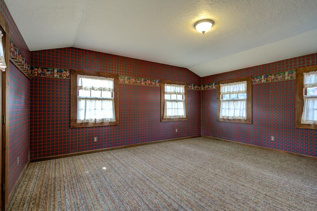 2915 Rockabye Lane, Redding, CA 96002