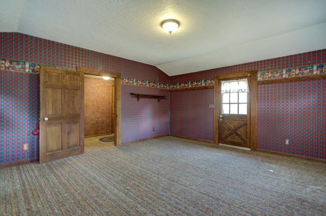 2915 Rockabye Lane, Redding, CA 96002