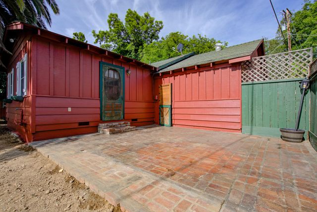 2915 Rockabye Lane, Redding, CA 96002
